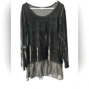 Elegant Black Velvet Women's Top